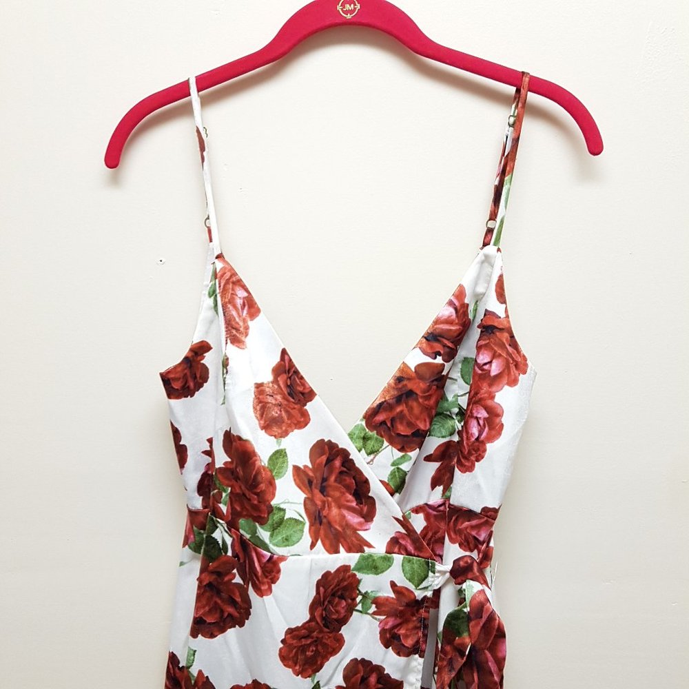 Show Me Your Mumu Mariah wrap dress red roses - Picture 4 of 7